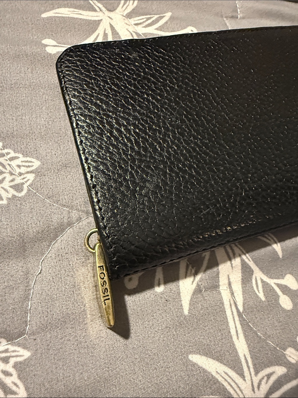 Fossil Black Pebbled Leather Zip-Around Wallet with Gold Accent - Picture 2 of 8